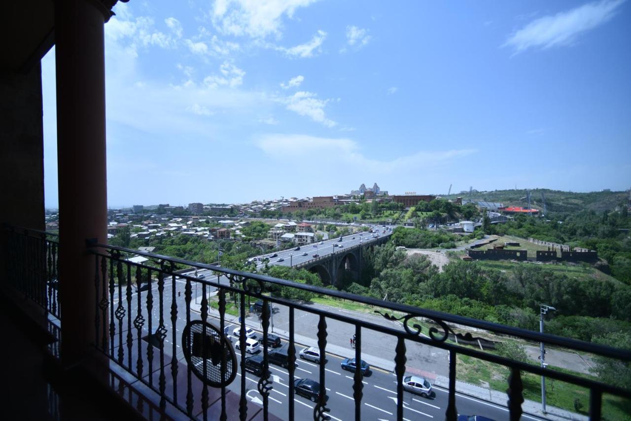 Metropol Hotel Yerevan Exterior photo