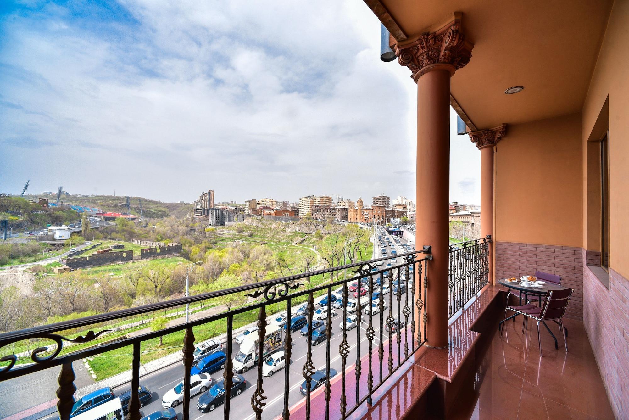 Metropol Hotel Yerevan Exterior photo